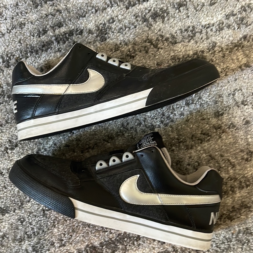 Nike Delta Force AC Size 12